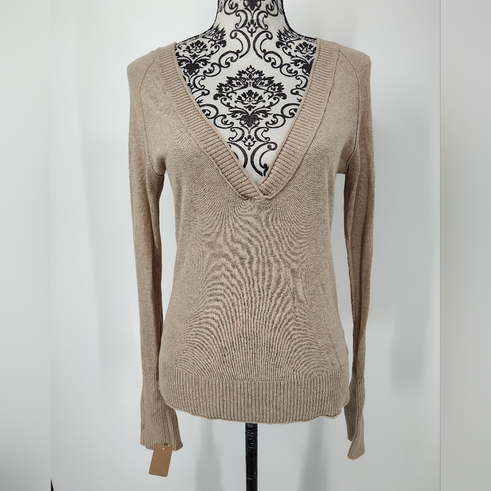 Mossimo Supply Co. Women's Beige Deep V-Neck Sweater Size Medium